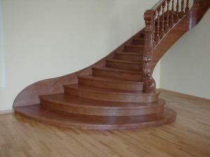 Ремонт деревянных лестниц